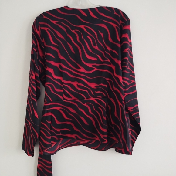 I.N.C. International Concepts Plus Size Surplice Wrap Blouse NWT 1X - Picture 3 of 8